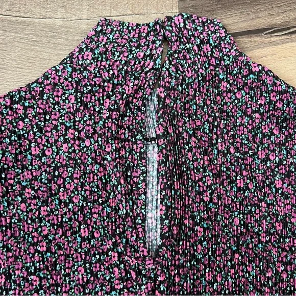 Bershka Long Sleeve Dainty Floral Print Pleated Mini Dress Size Small - Picture 12 of 14